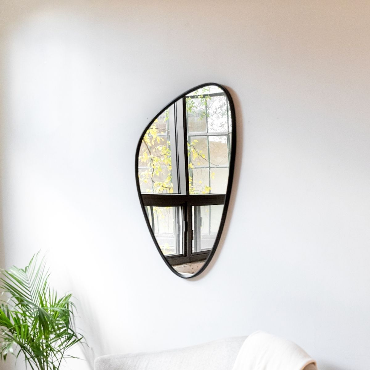 Abstract-Shaped Wall Mirror | Kelmera