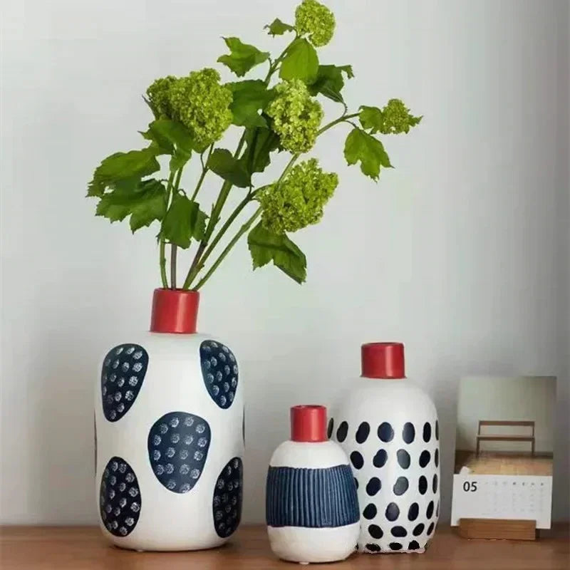 Alcobaca Ceramic Vase