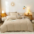 Andara Bedding Set