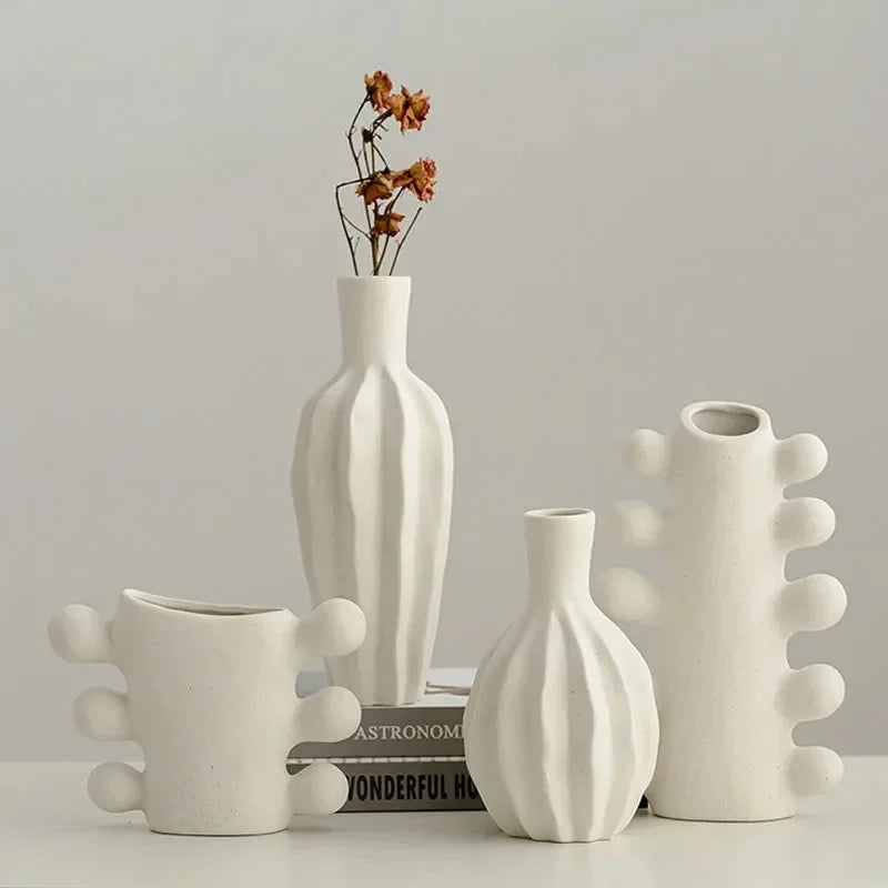 Anmesa Vase