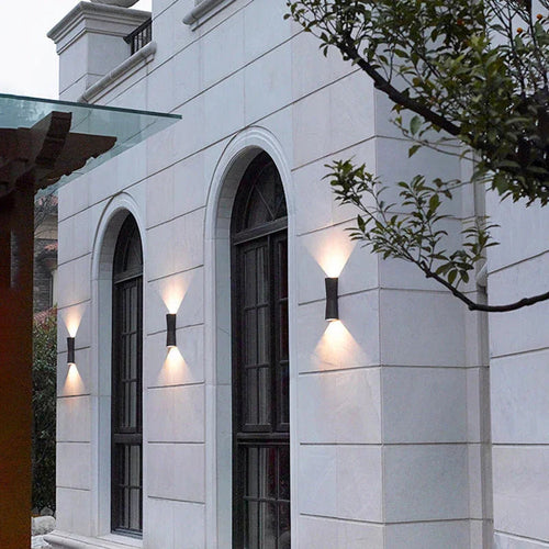 Anvera Outdoor Wall Light