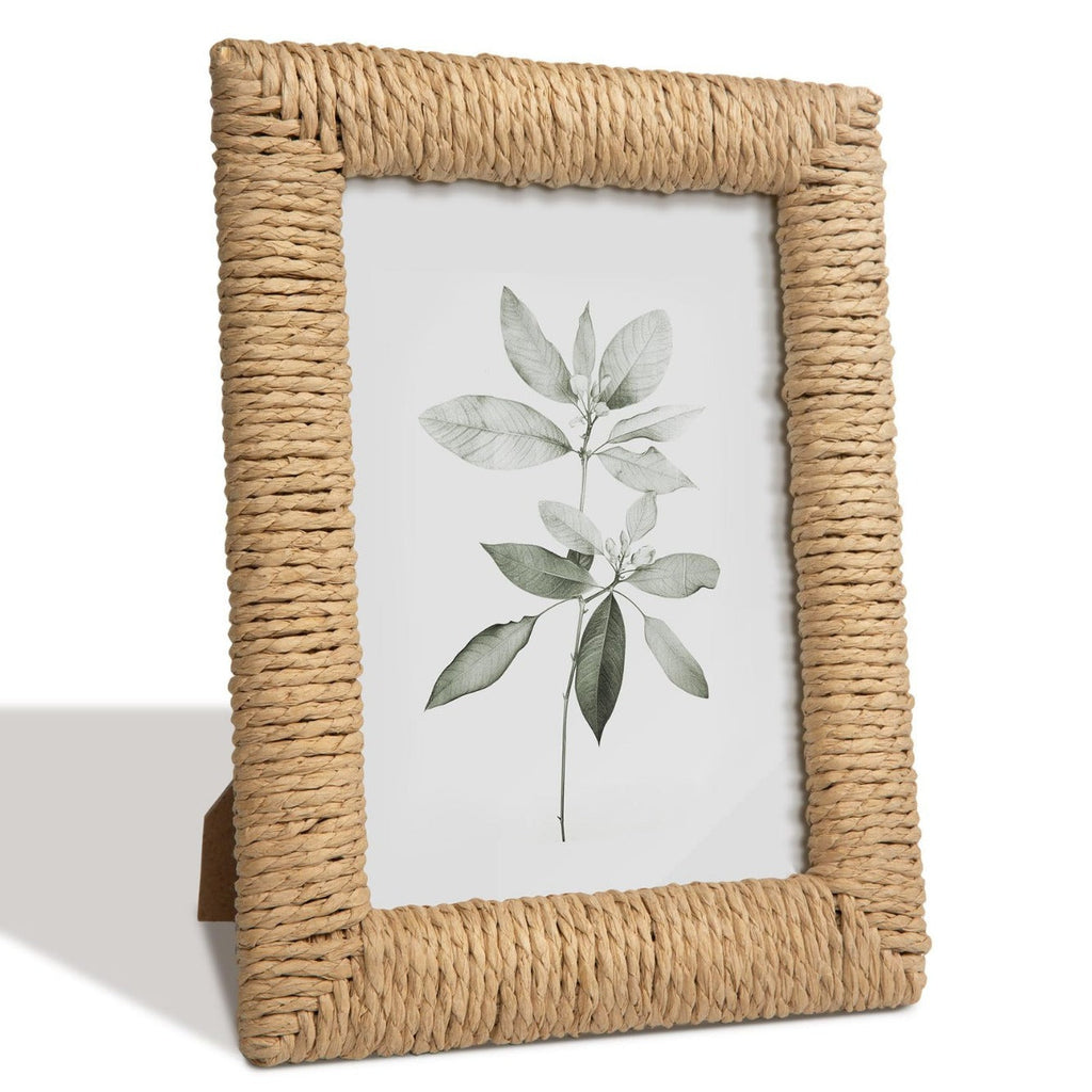 Artful Picture Frame made of Woven Natural Material | Kelmera
