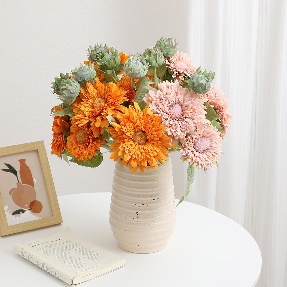 Artificial Bouquet with Detail-Loving Flowers and Leaves | Kelmera