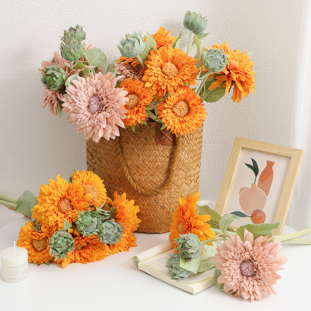 Artificial Bouquet with Detail-Loving Flowers and Leaves | Kelmera