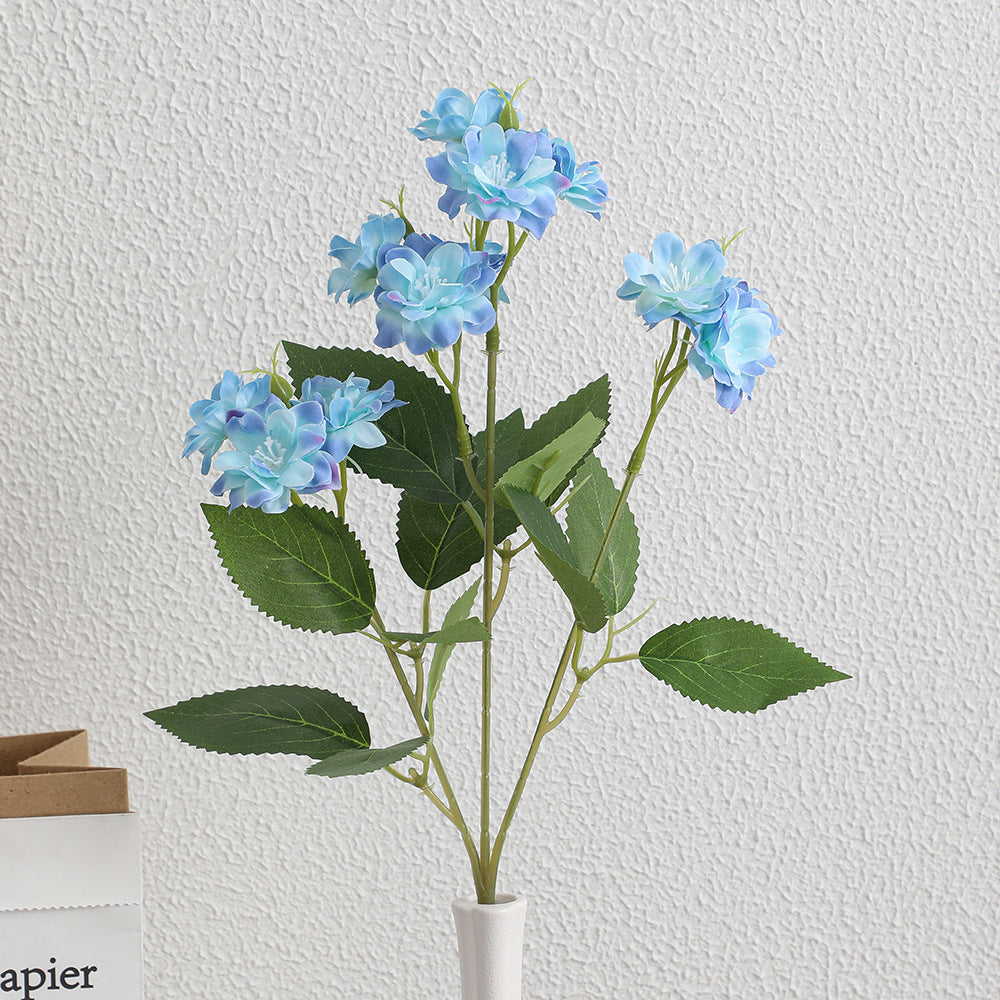 Artificial Flower Arrangement with Delicate White Blooms | Kelmera