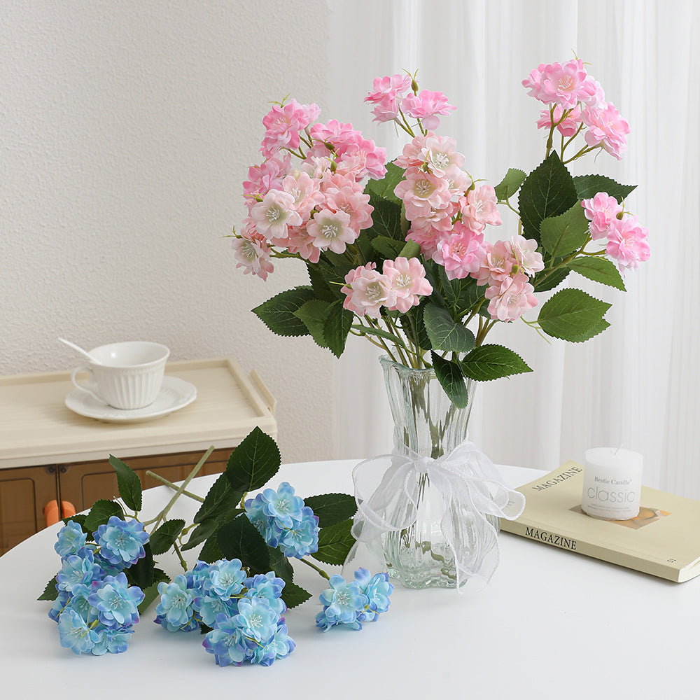 Artificial Flower Arrangement with Delicate White Blooms | Kelmera