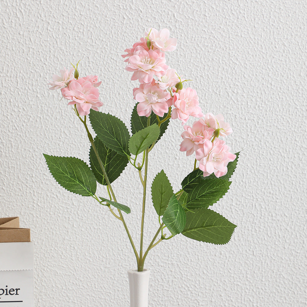 Artificial Flower Arrangement with Delicate White Blooms | Kelmera