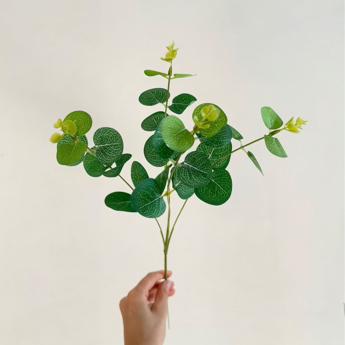 Artificial Flowering Branch with Lifelike Leaves and Delicate Flowers | Kelmera