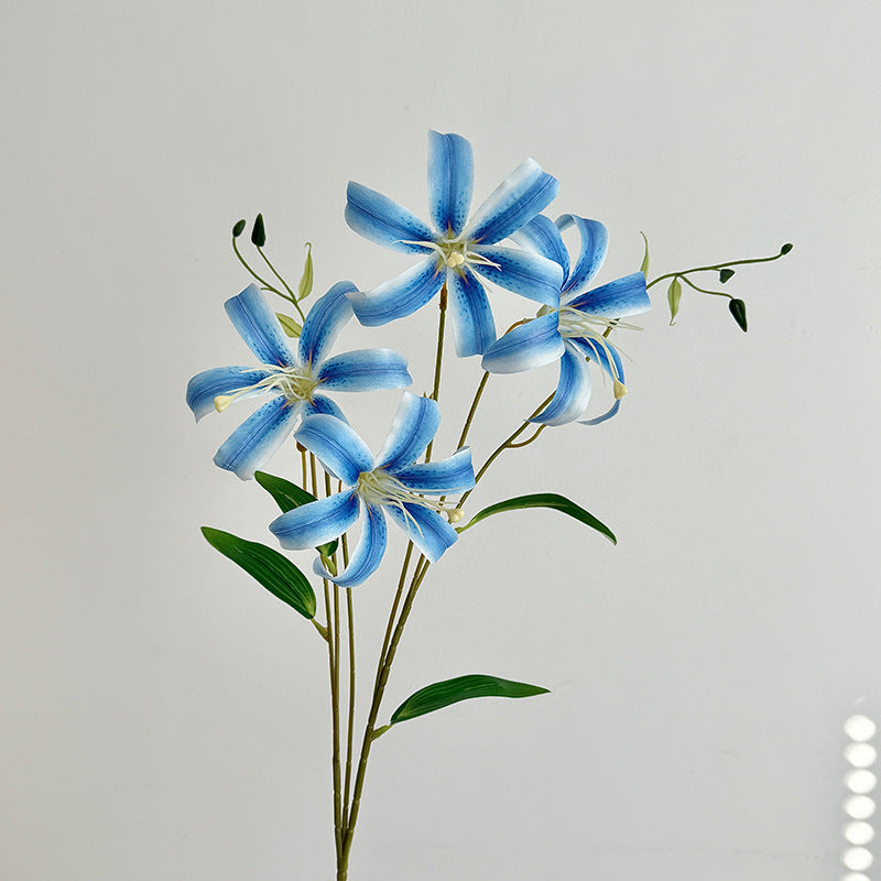 Artificial Lily Bouquet with Detail-Loving Flowers | Kelmera