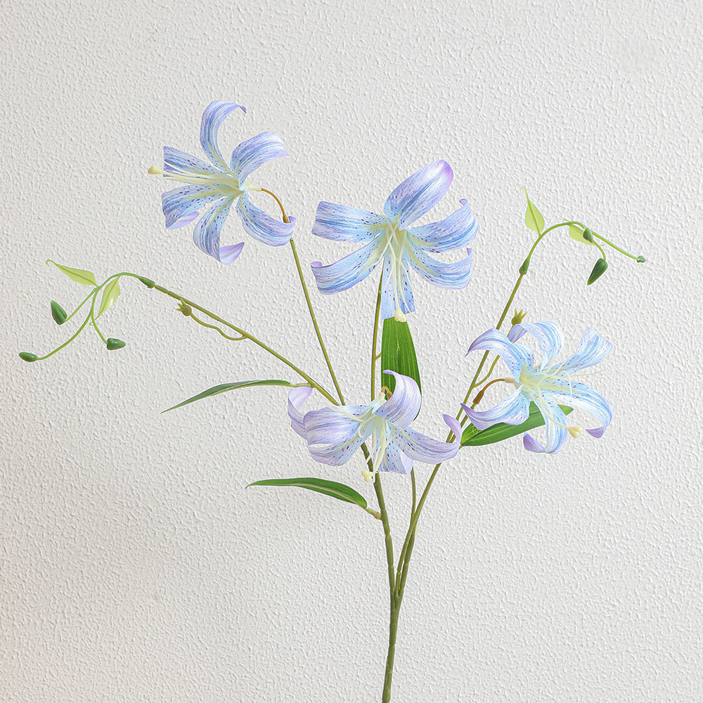 Artificial Lily Bouquet with Detail-Loving Flowers | Kelmera