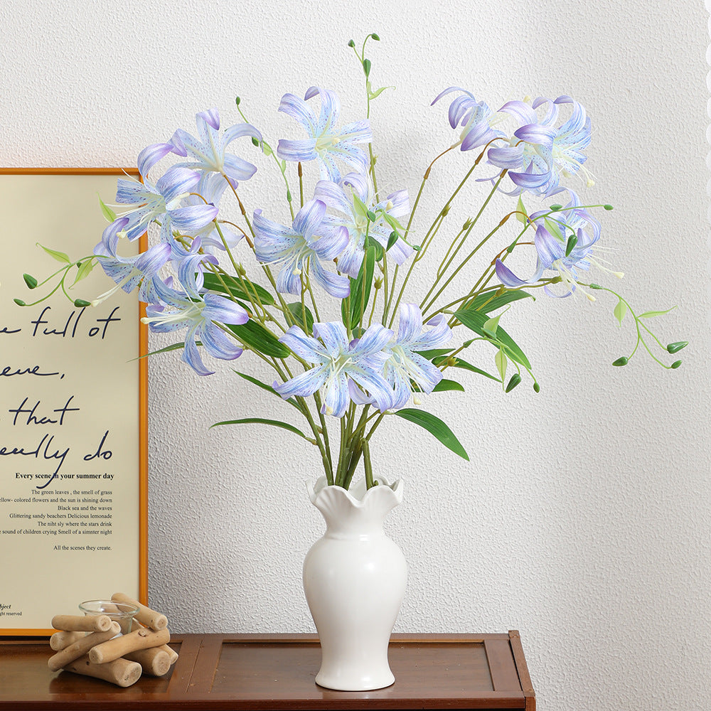 Artificial Lily Bouquet with Detail-Loving Flowers | Kelmera