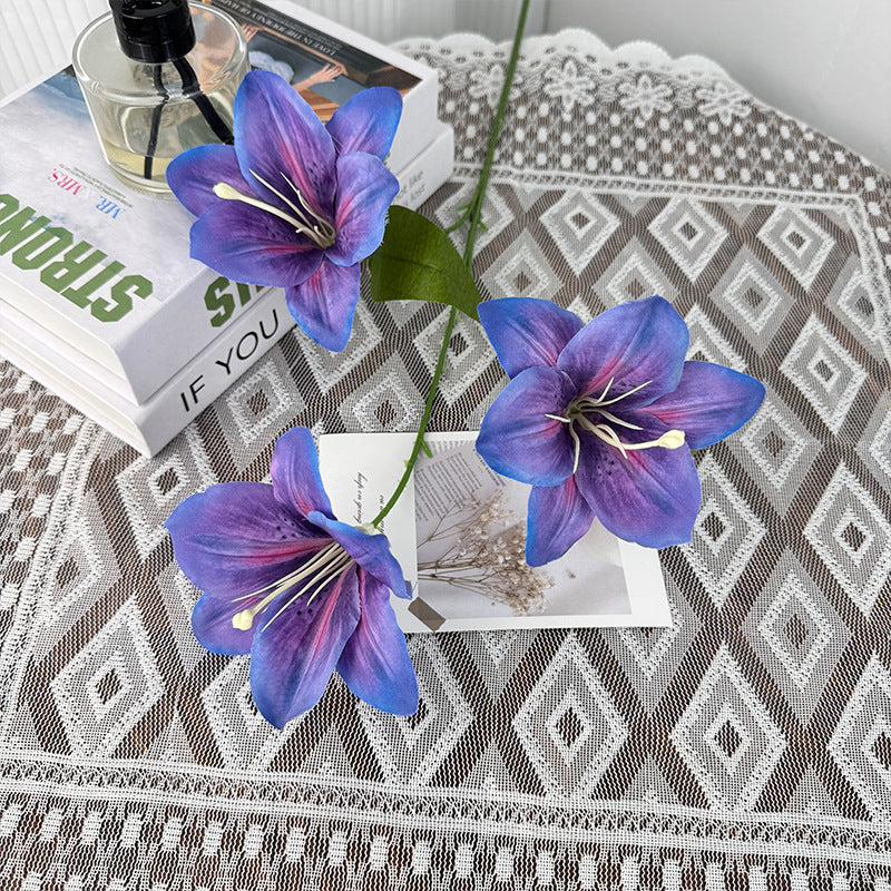 Artificial Lily Stem with Delicate Flowers | Kelmera