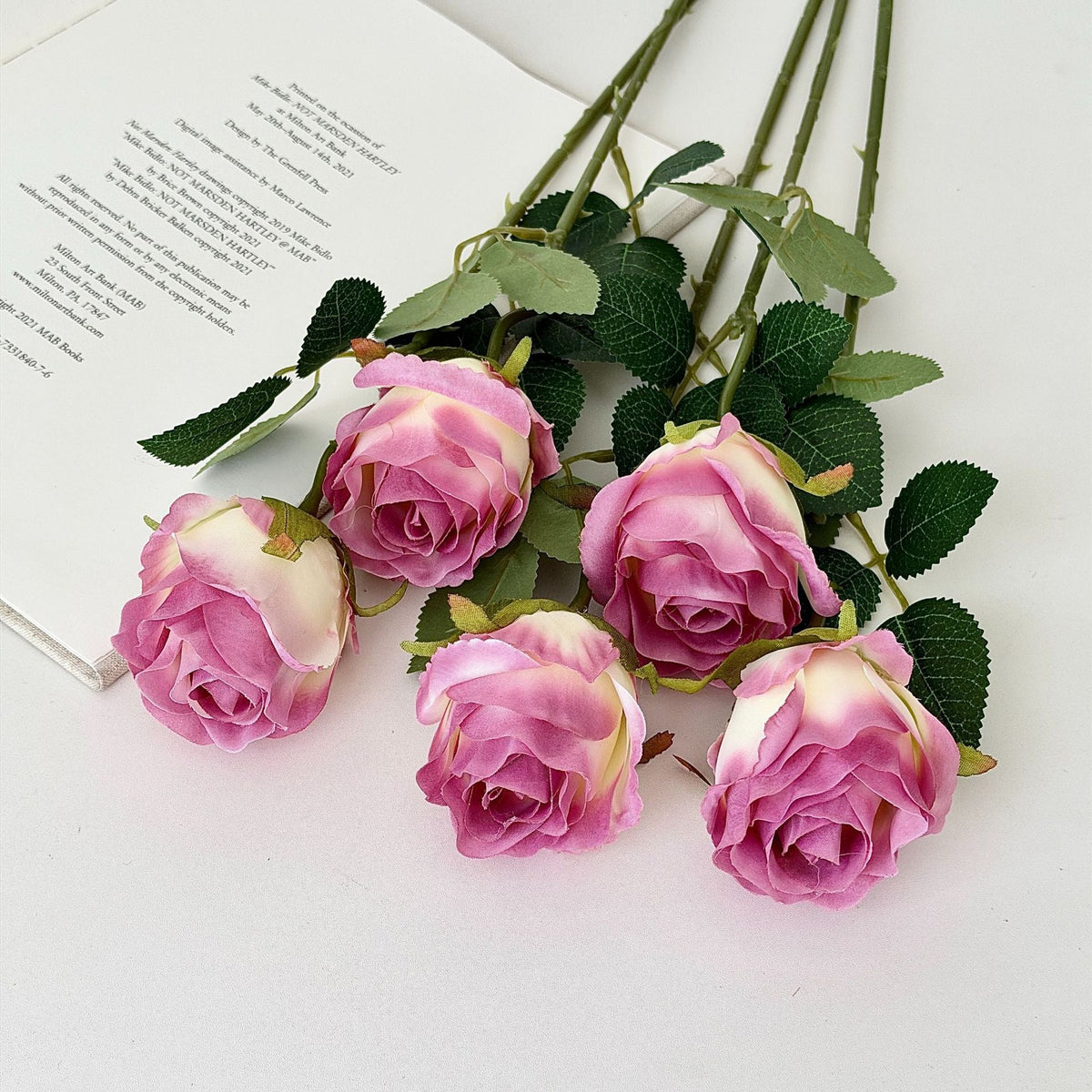 Artificial Rose Branch with Realistic Appearance | Kelmera