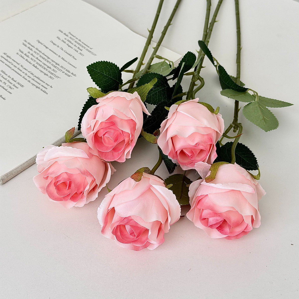 Artificial Rose Branch with Realistic Appearance | Kelmera