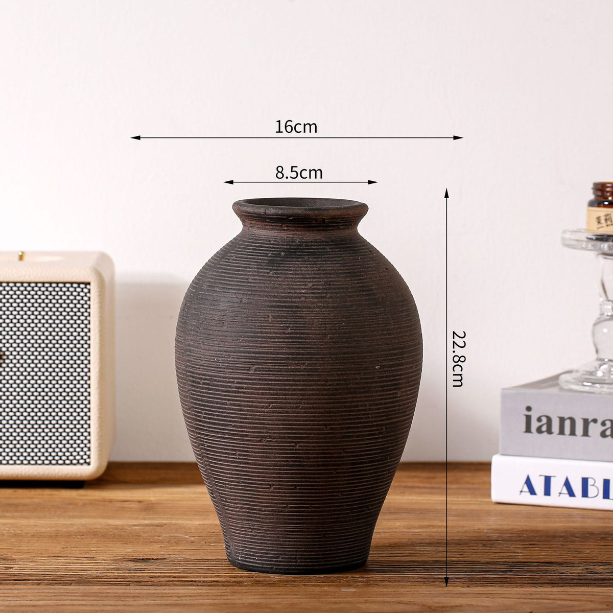 Artistic Ceramic Vase | Kelmera