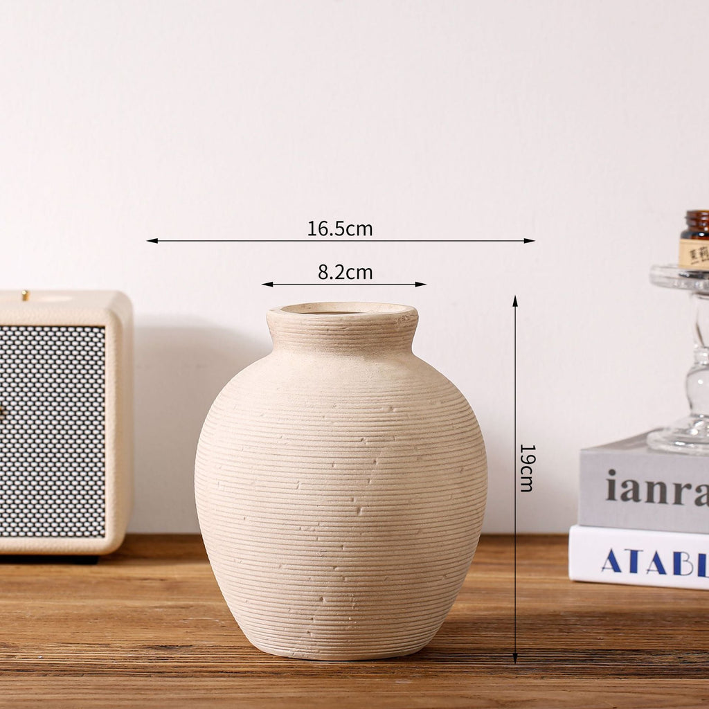 Artistic Ceramic Vase | Kelmera