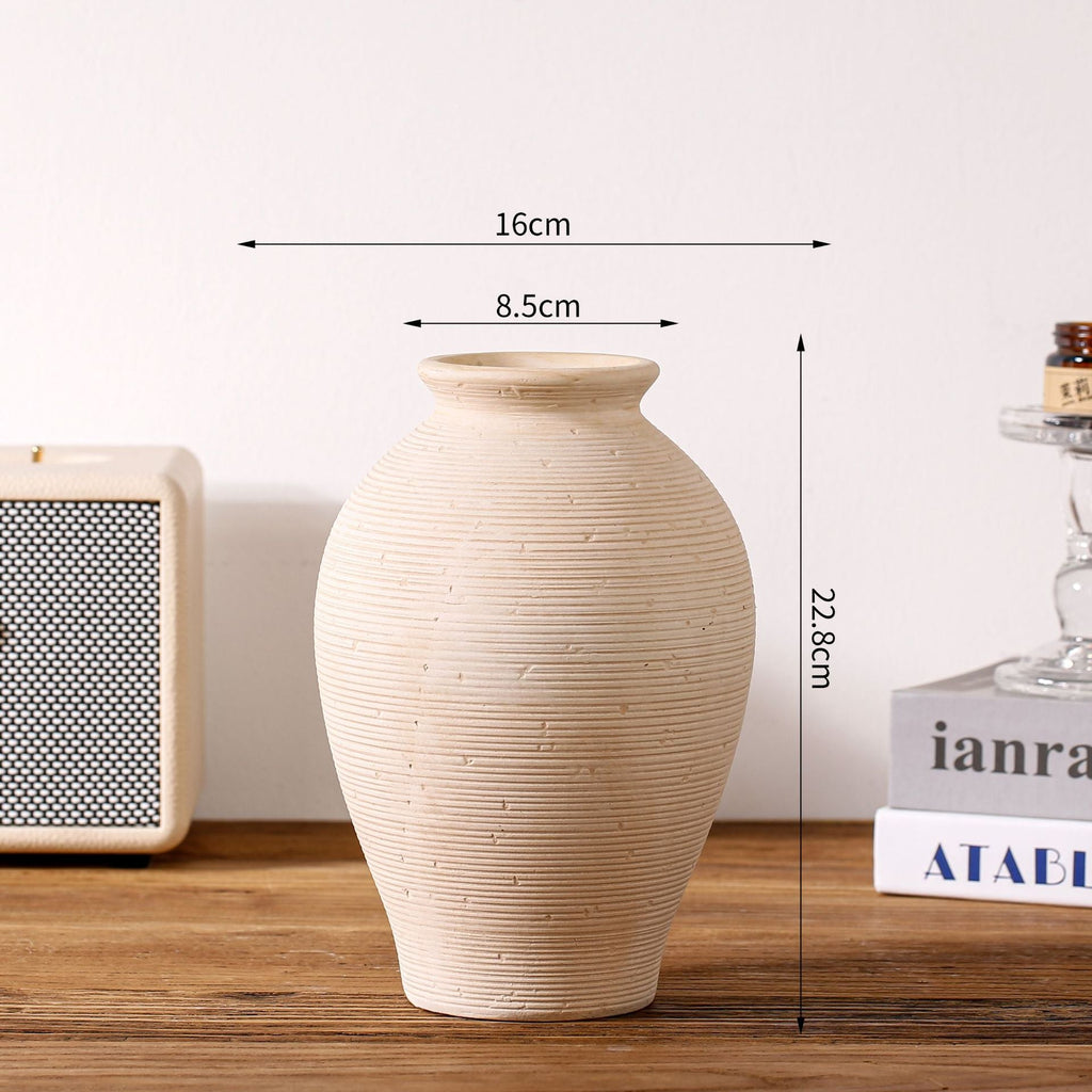 Artistic Ceramic Vase | Kelmera