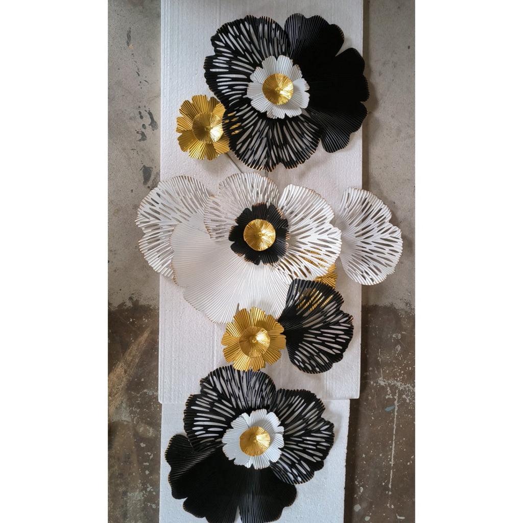 Artistic Floral Metal Wall Sculpture | Kelmera