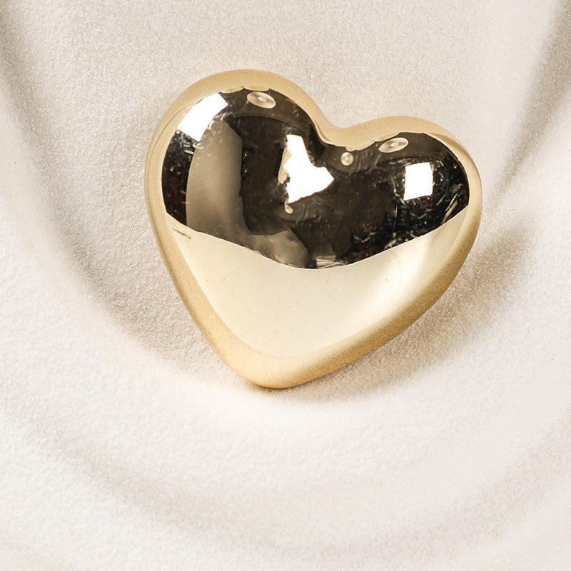 Artistic Love Figure | Kelmera