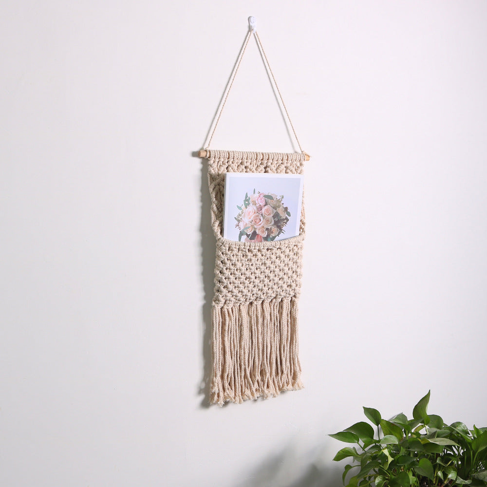 Artistic Macrame Wall Decor with Beautiful Fringe Decoration | Kelmera