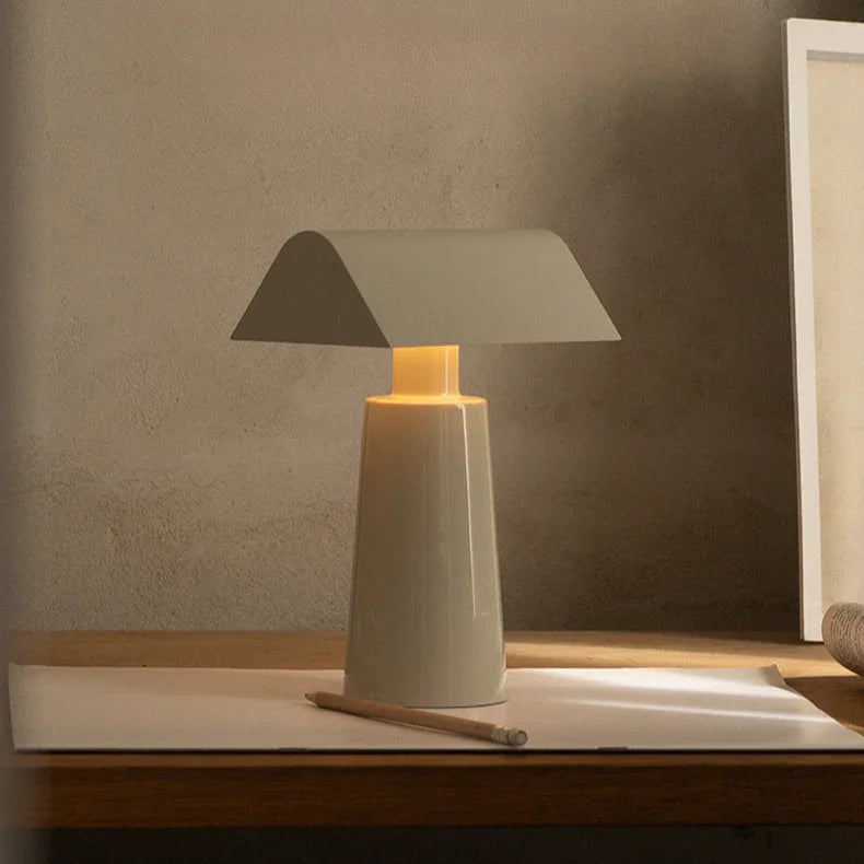 Ashvoda Table Lamp