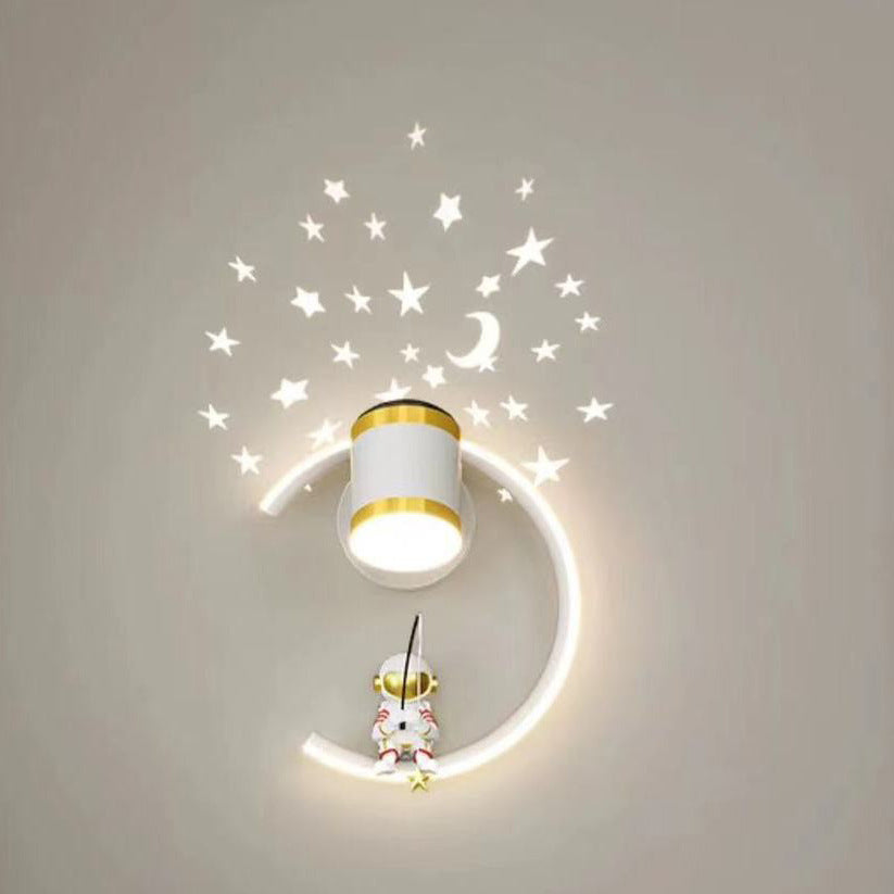 Astronaut Half Moon LED Wall Light Night Light | Kelmera
