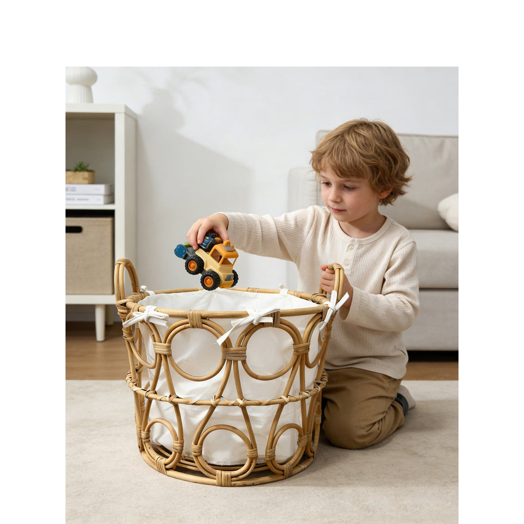 Basket with Round Cutout | Kelmera
