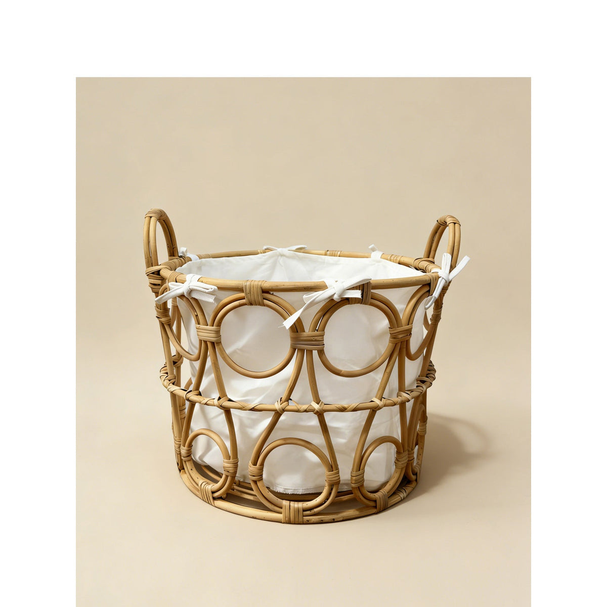 Basket with Round Cutout | Kelmera