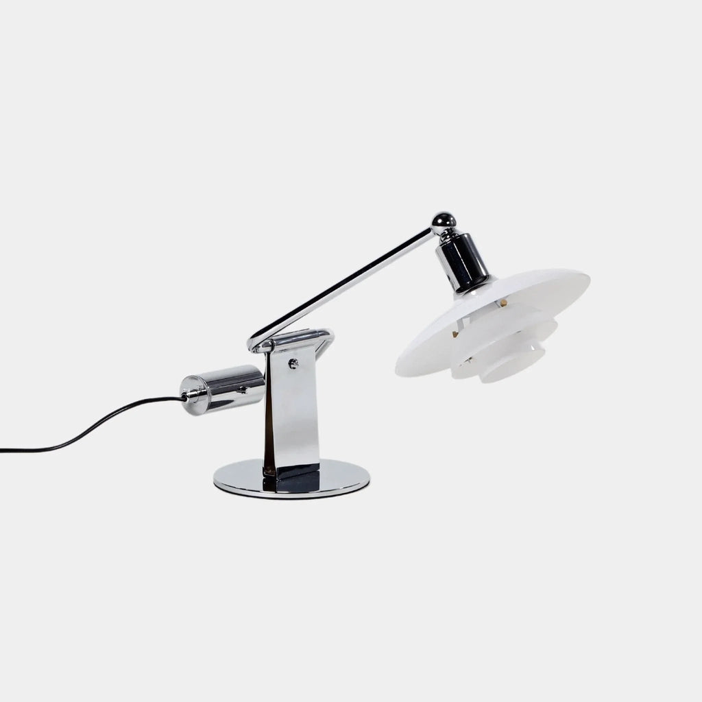 Bryfeda Table Lamp