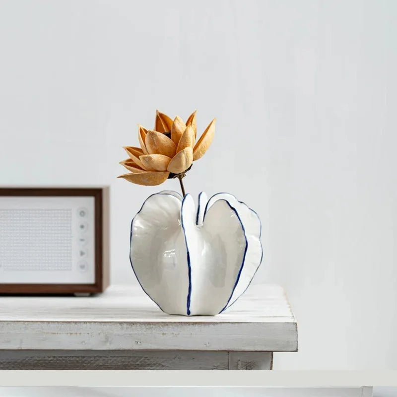 Brylita Ceramic Vase