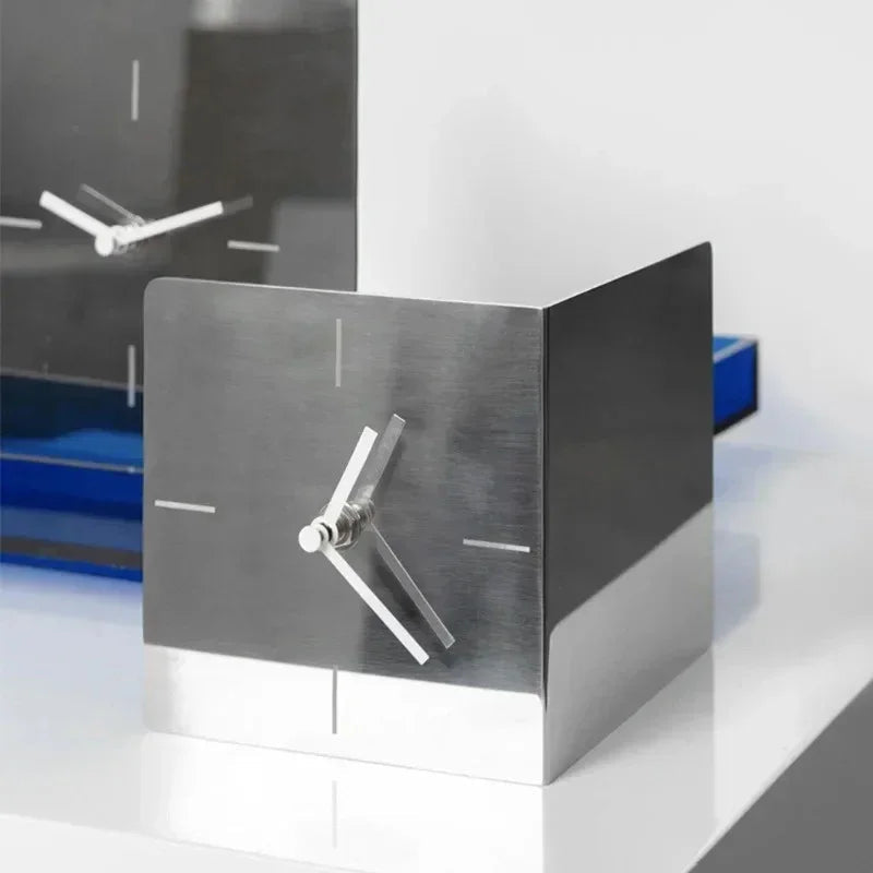 Bryveno Steel Desk Clock