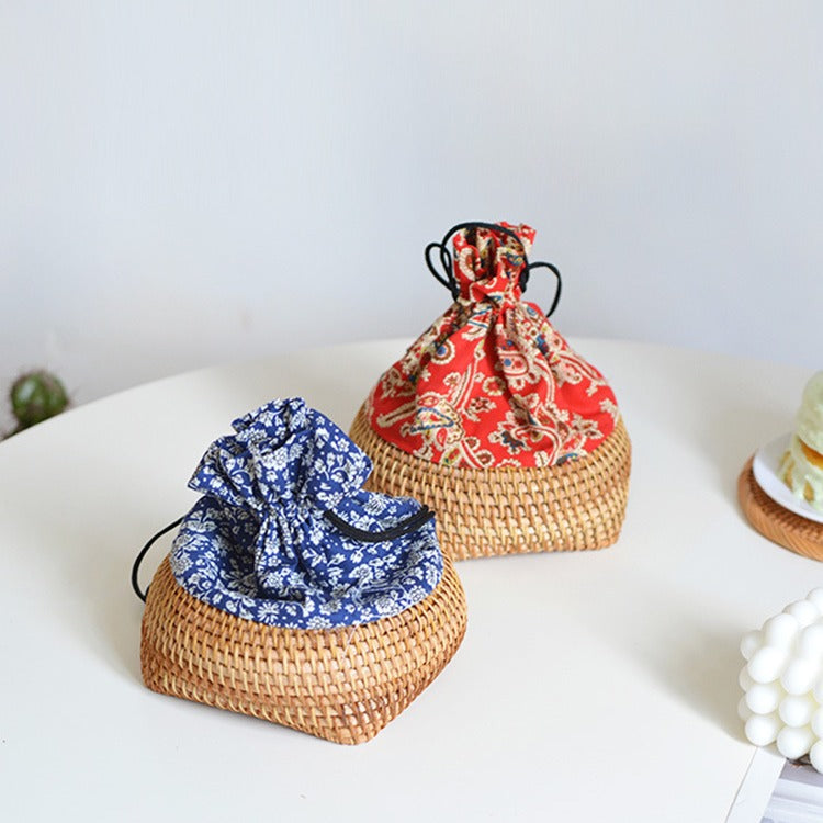Charming Storage Bag made of Hand-Woven Rattan | Kelmera