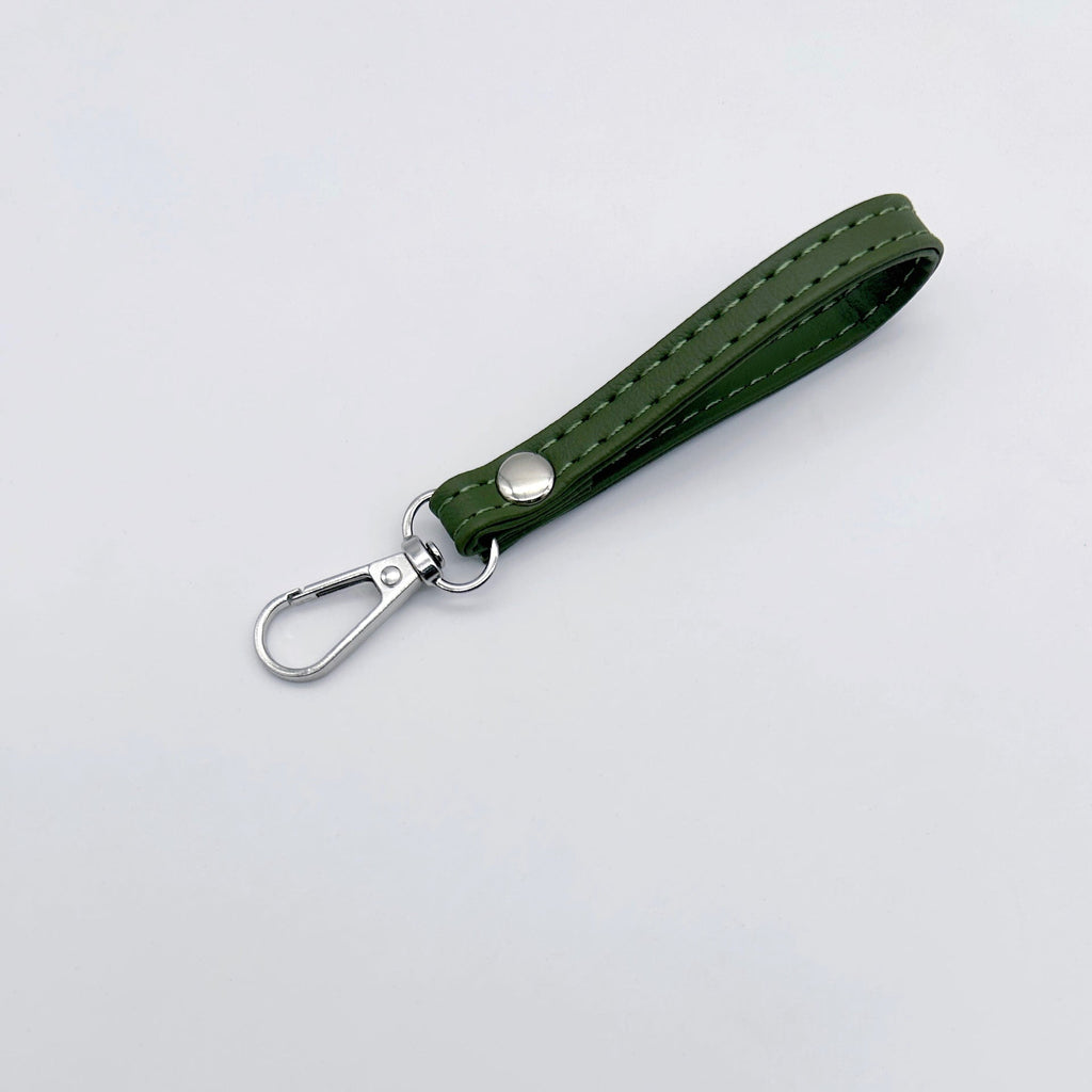 Classic Leather Keychain | Kelmera