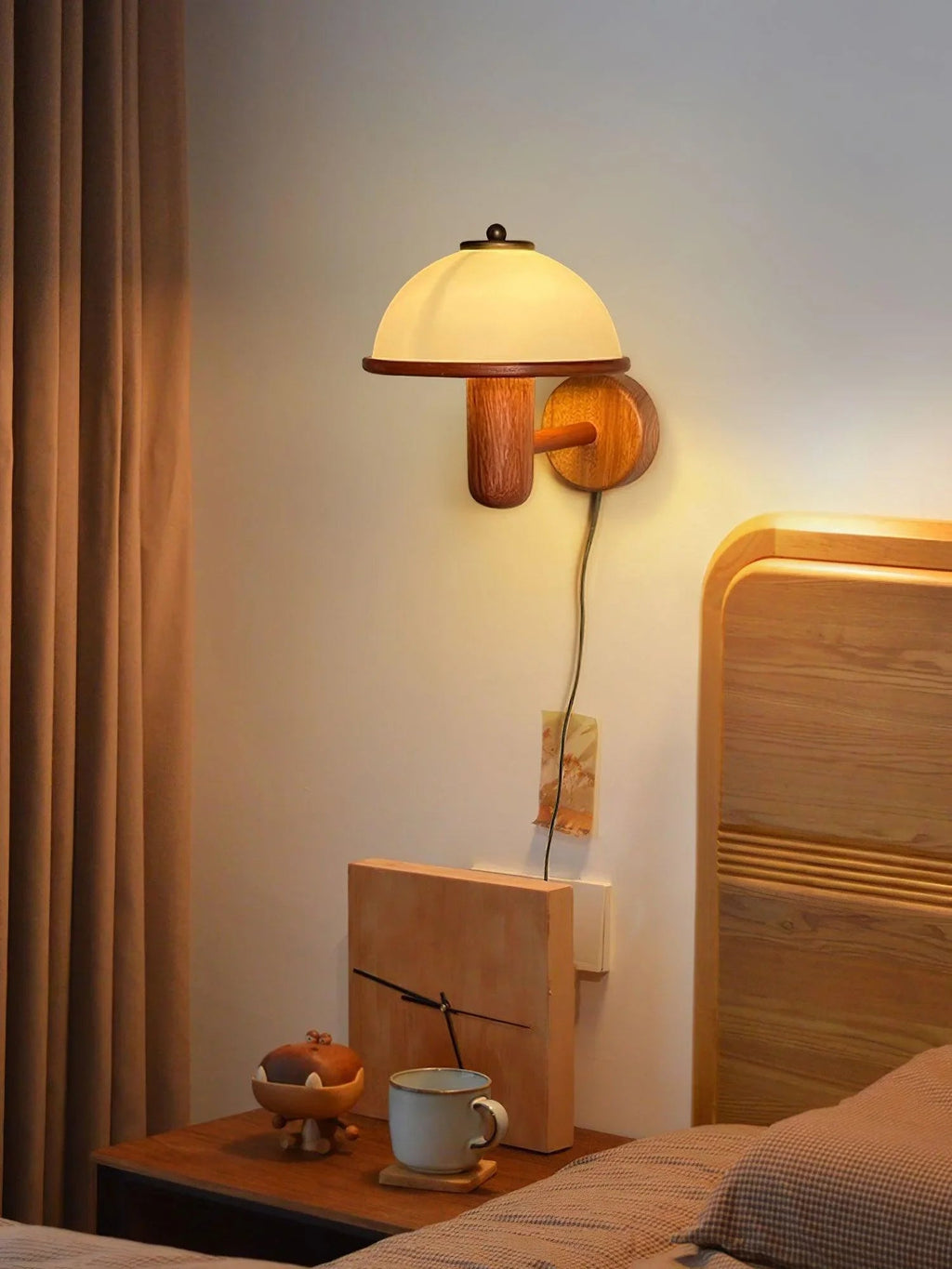 Clyendo Wall Light