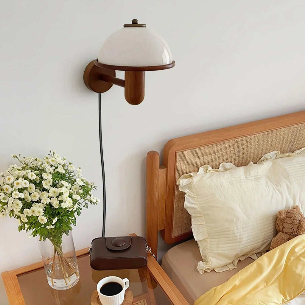 Clyendo Wall Light