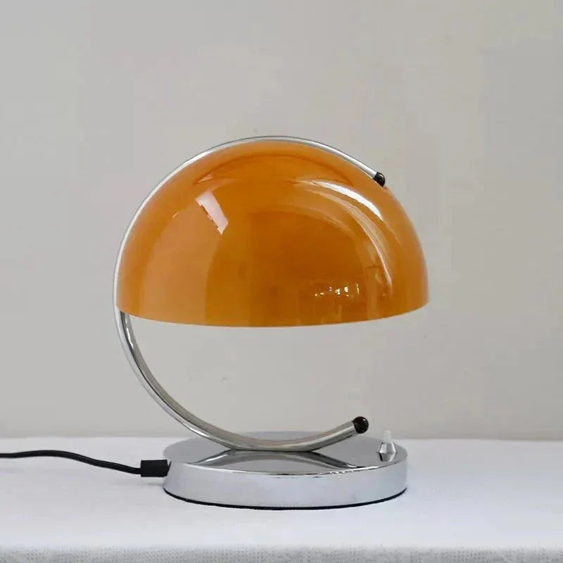 Clyrirra Table Lamp