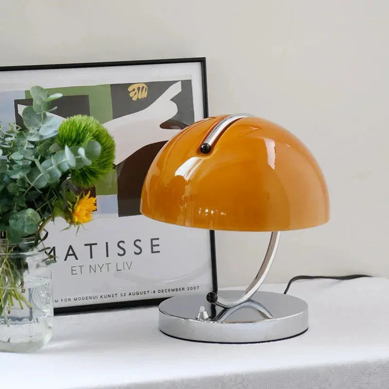 Clyrirra Table Lamp