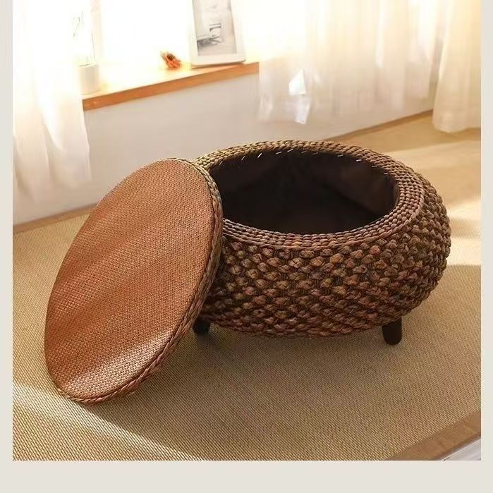 Comfortable Seat Stool | Kelmera