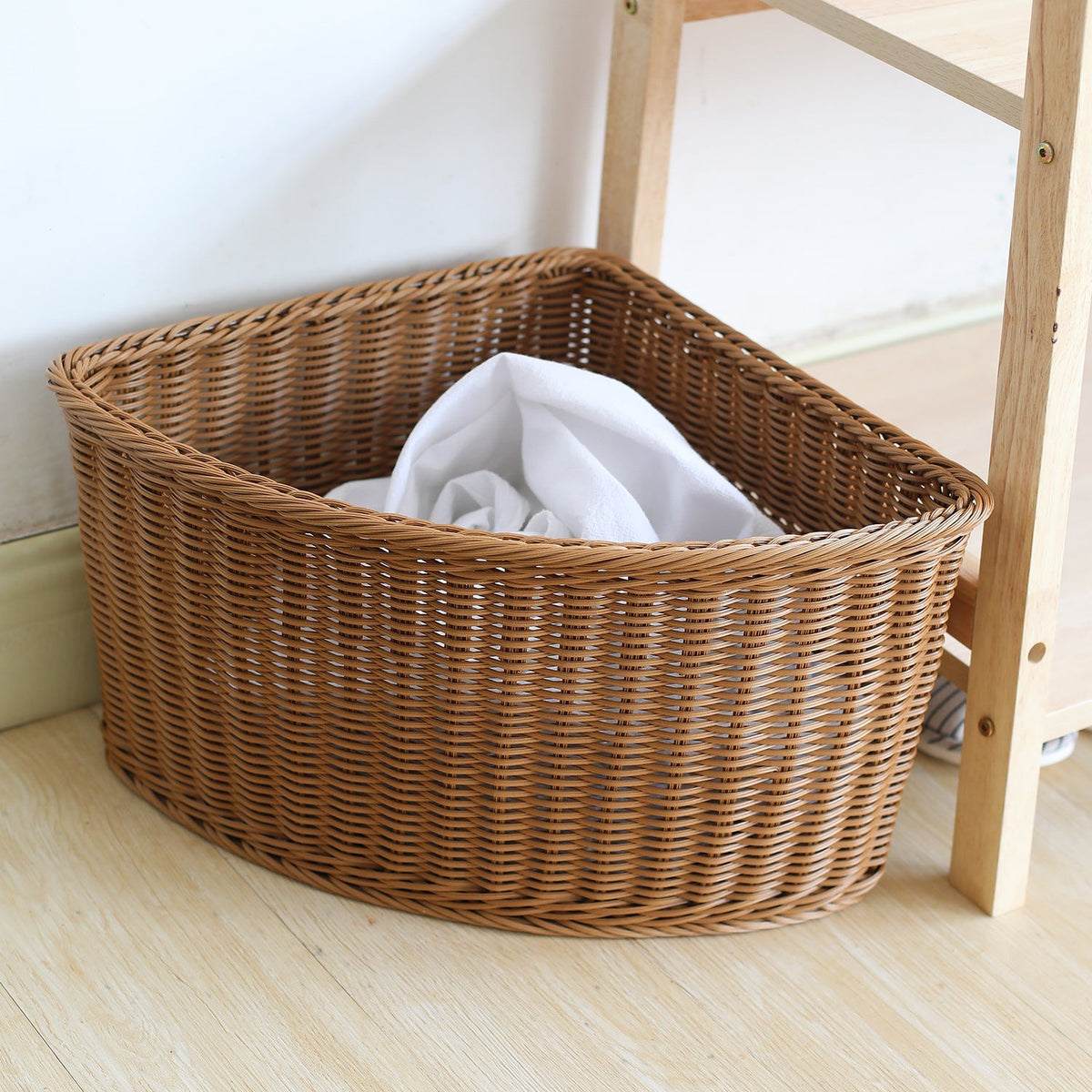 Corner Woven Storage Basket | Kelmera