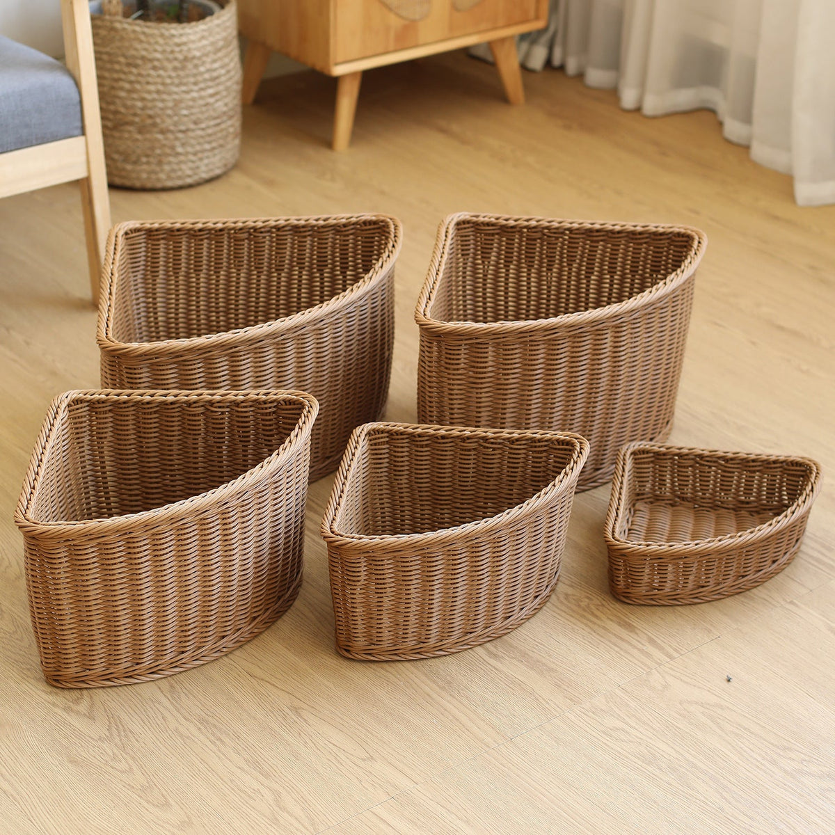 Corner Woven Storage Basket | Kelmera