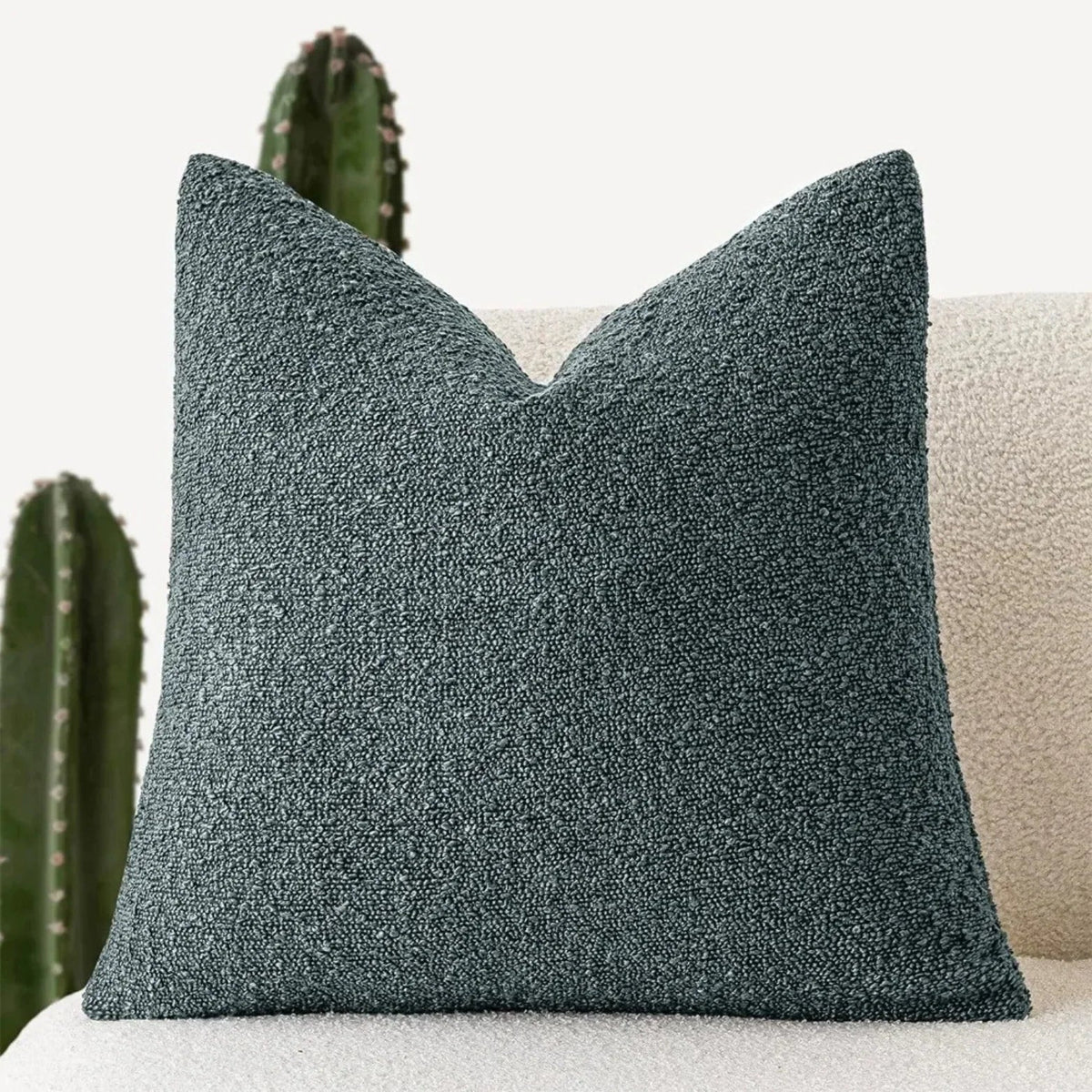 Dalndando Cushion