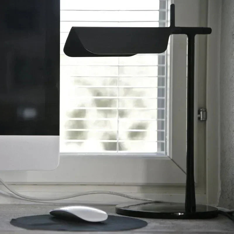Dalnola Desk Lamp
