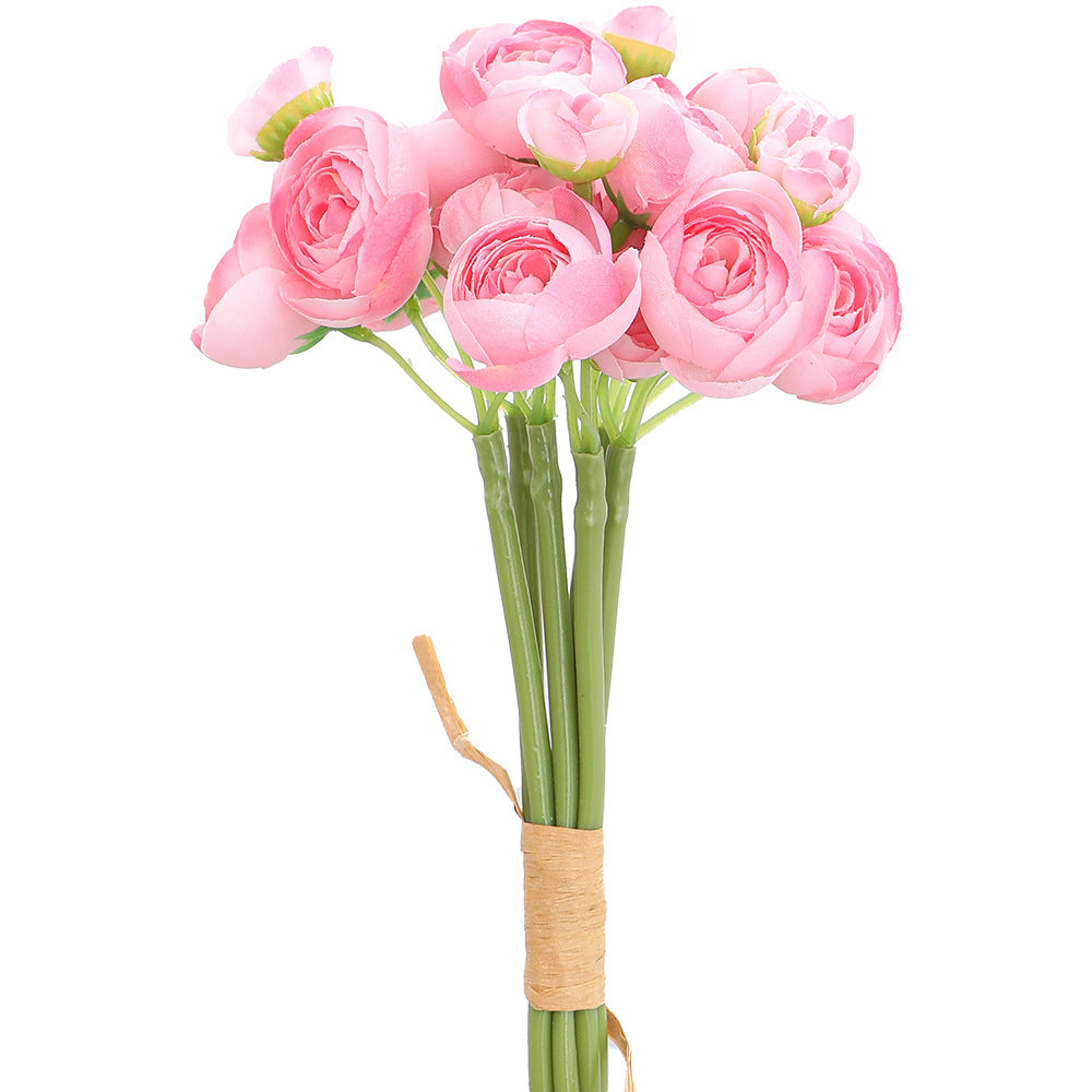 Decorative Art Bouquet with Elegant Roses | Kelmera