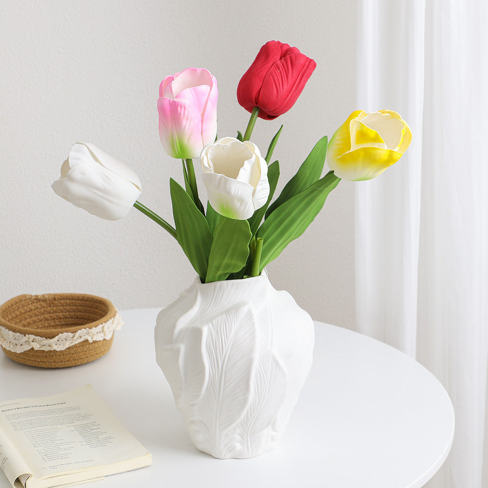 Decorative Art Tulip | Kelmera