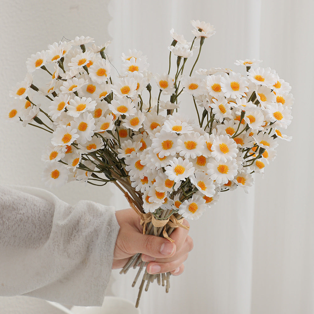 Decorative Artificial Flower Arrangement White | Kelmera