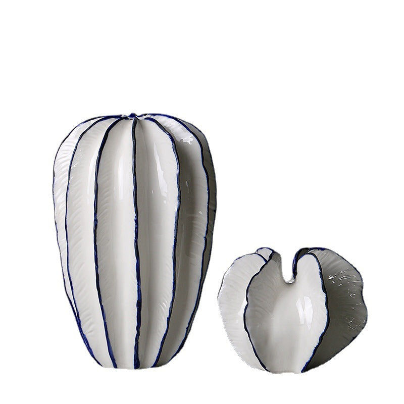 Decorative Ceramic Bowl in Flower Design | Kelmera