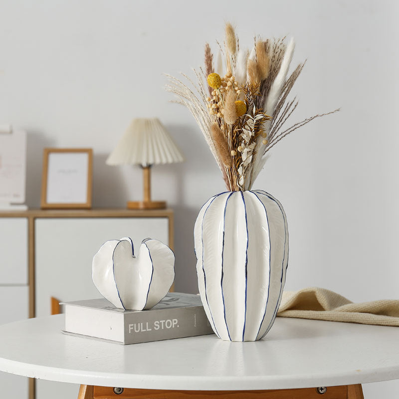 Decorative Ceramic Bowl in Flower Design | Kelmera