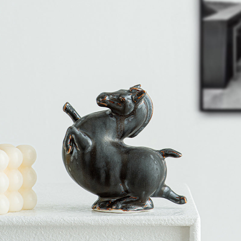Decorative Ceramic Figure | Kelmera