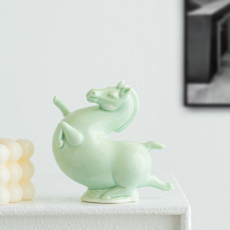Decorative Ceramic Figure | Kelmera