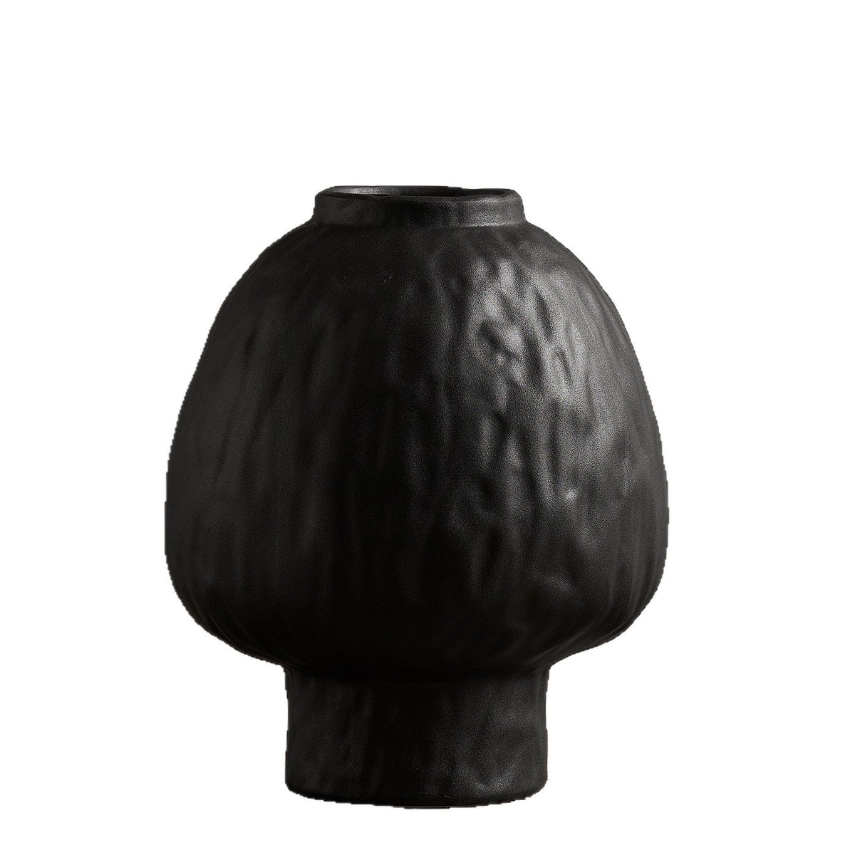 Decorative Ceramic Vase in Modern Design | Kelmera